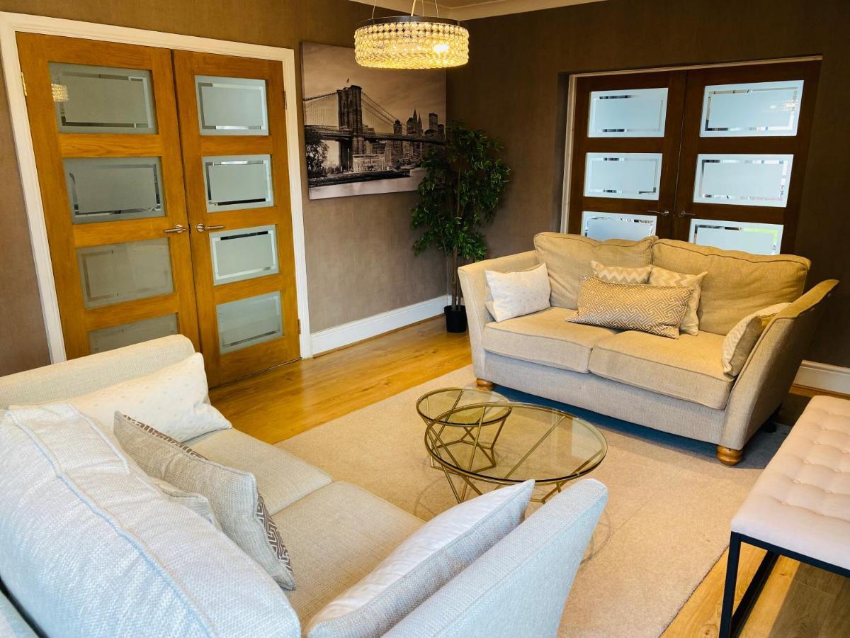 فيلا Mayors House Ideal For Groups & Business بيتربرو المظهر الخارجي الصورة